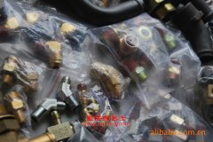 五洲龍FDG5126XTJ1醫(yī)療體檢車用的玉柴YC4G220-30發(fā)動機的保養(yǎng)及配件