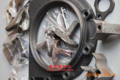 吉海KRD5142TQX護(hù)欄清洗車用的康明斯ISDe180 30發(fā)動(dòng)機(jī)的配件及大修