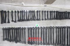 楚勝CSC5160XQYD5爆破器材運(yùn)輸車用的康明斯ISDe210 40發(fā)動(dòng)機(jī)的保養(yǎng)及配件