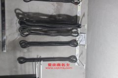 久龍ALA5160XBZDFL3爆炸品廂式運(yùn)輸車用的康明斯ISDe180 30發(fā)動機(jī)的大修及配件