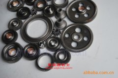 三辰BSC5080GXEF吸糞車用的康明斯ISF3.8s3141發(fā)動機(jī)的配件及修理