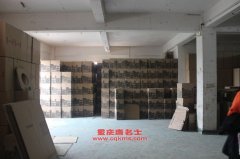 豪情HQ6360B1輕型客車用的吉利MR479Q發(fā)動機(jī)的大修及配件