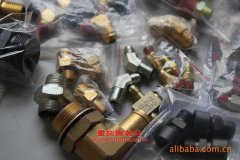 躍進NJ3120DYW自卸汽車用的東風(fēng)朝陽CY4102BZLQ發(fā)動機的配件及修理