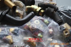 實(shí)力JCC6752客車用的玉柴YC4E140-30發(fā)動機(jī)的配件及修理