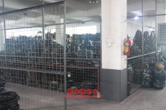 斯伏爾FHY5160ZLJDF4自卸式垃圾車用的康明斯ISDe210 40發(fā)動機的保養(yǎng)及配件